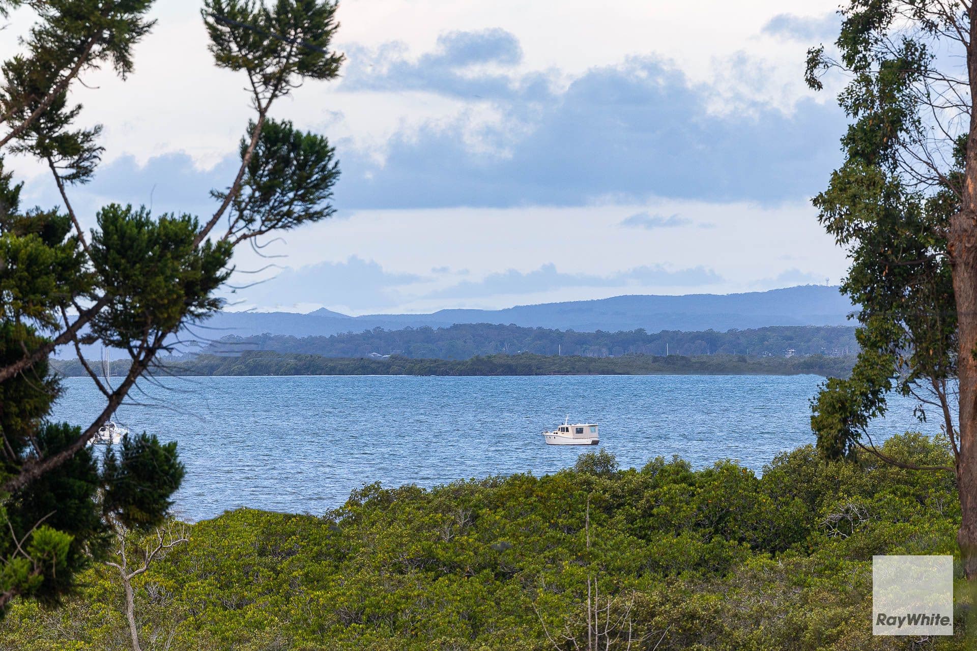18 Tina Street, Redland Bay QLD 4165, Redland Bay - Image 1