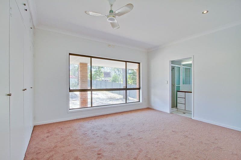 16 Umpara Crescent, MUDGEERABA QLD 4213, Mudgeeraba - Thumbnail 8