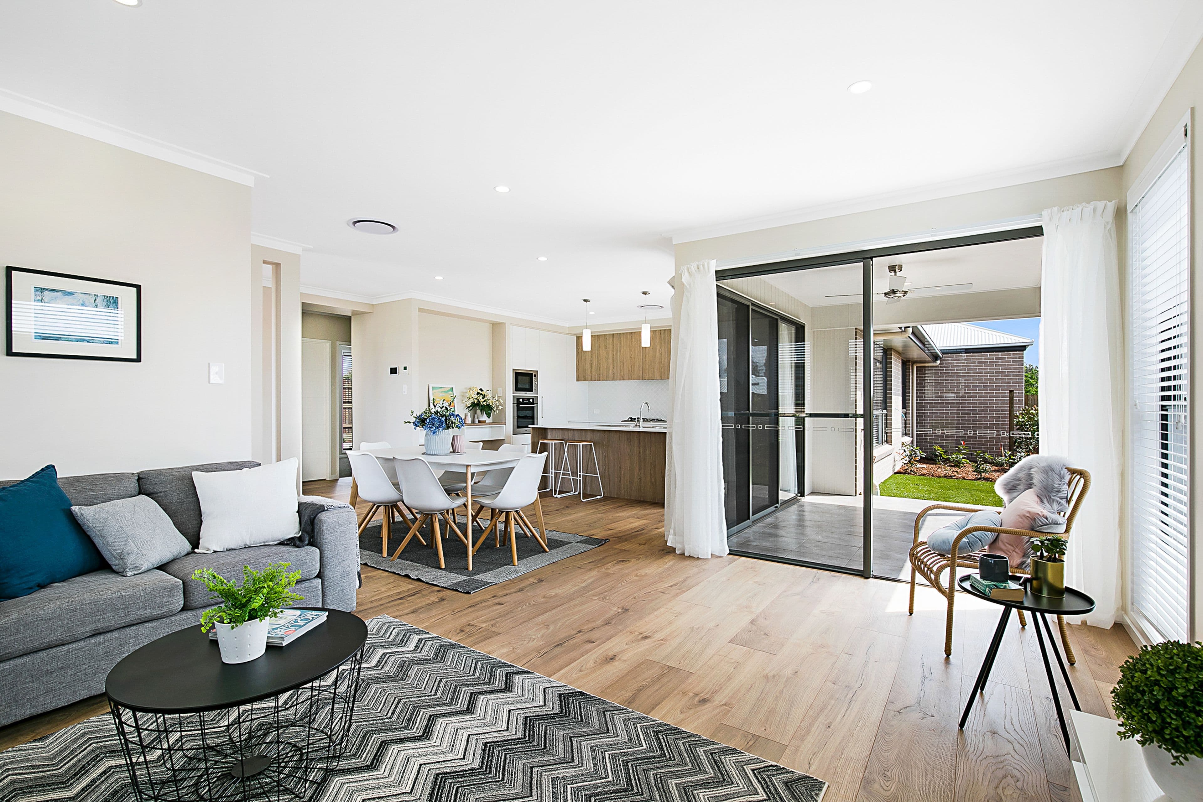 23 Oldfield Street, Middle Ridge QLD 4350, Middle Ridge - Thumbnail 2