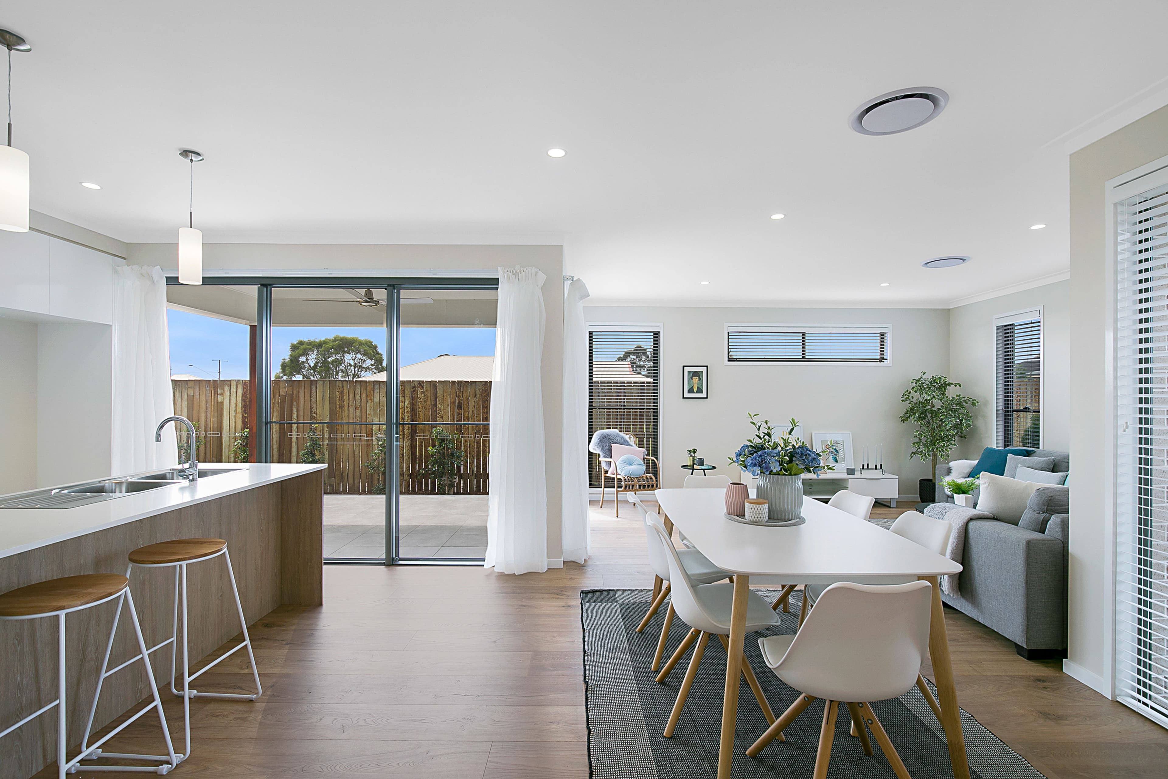 23 Oldfield Street, Middle Ridge QLD 4350, Middle Ridge - Thumbnail 4