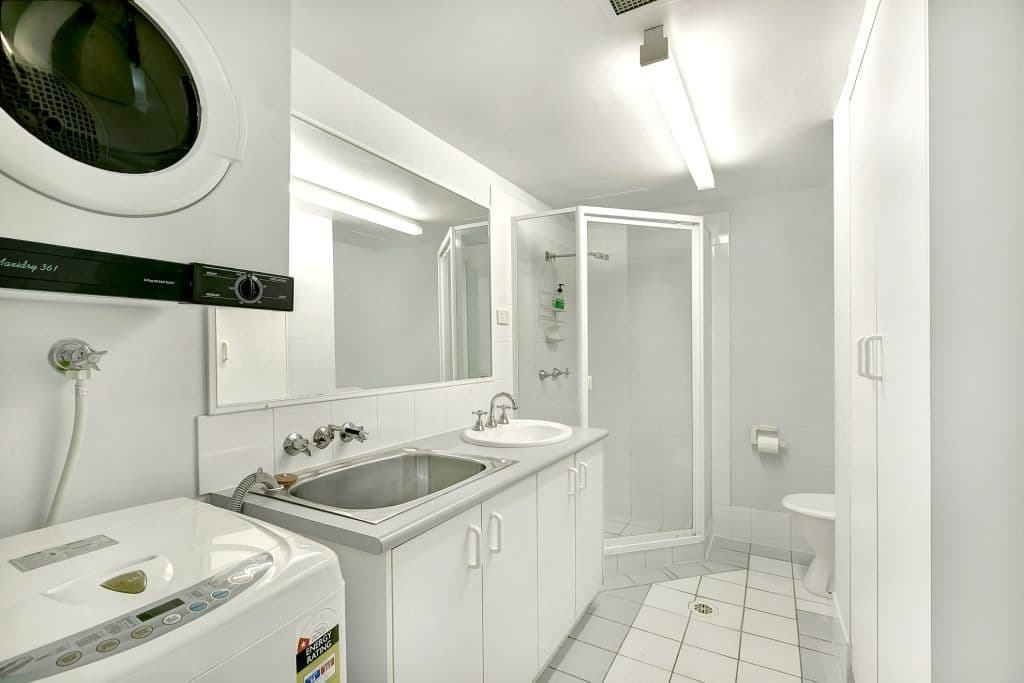 30 Marine Parade, SOUTHPORT QLD 4215, Southport - Thumbnail 8
