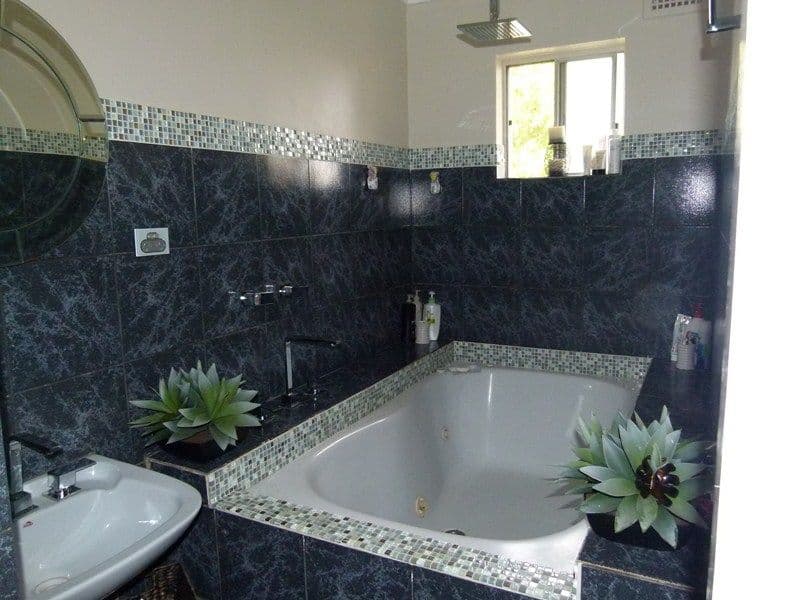 69 Edward Street, FORBES NSW 2871, Forbes - Thumbnail 3