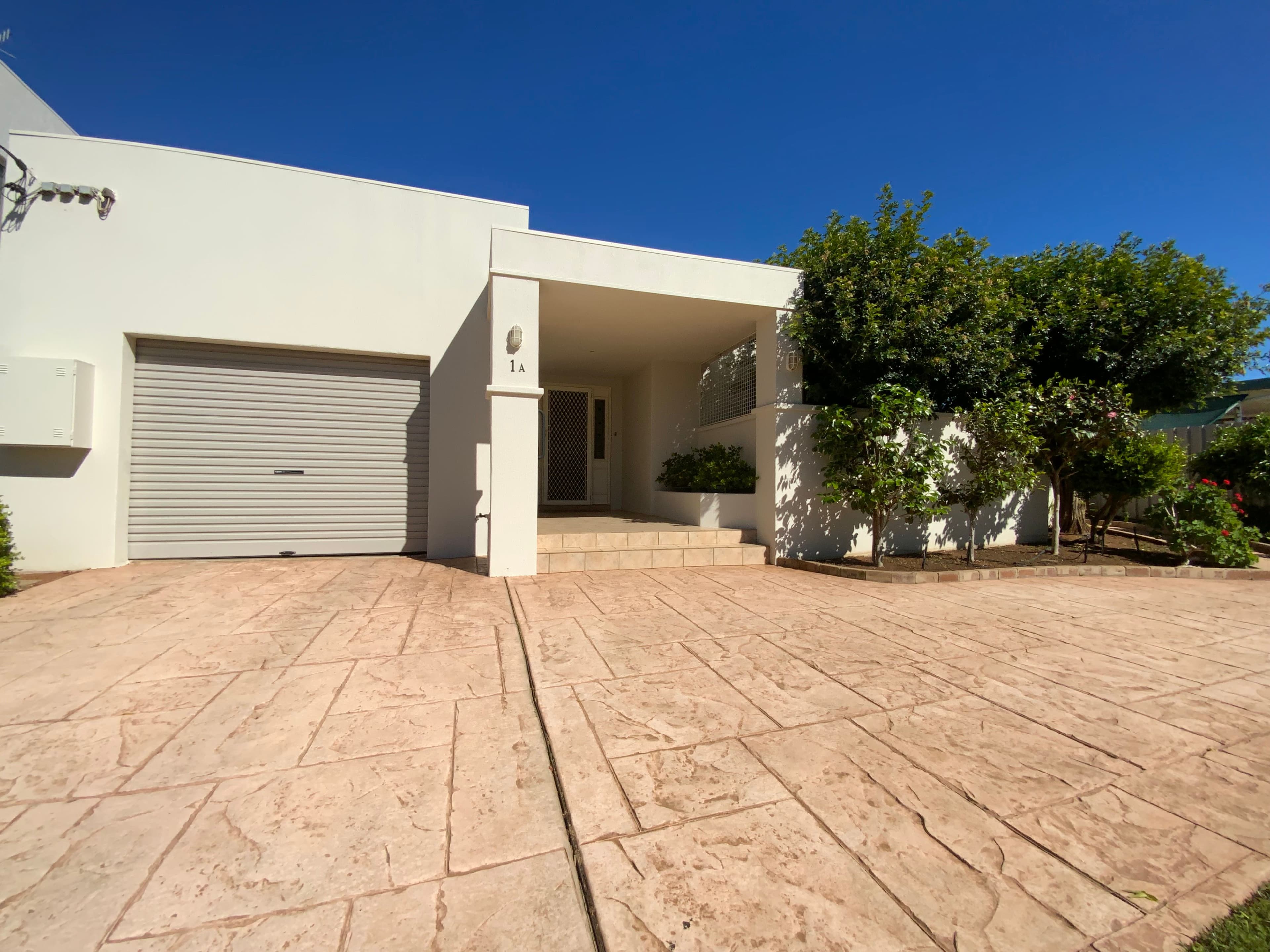 Unit 2/1 (1A) Binya Street, Griffith NSW 2680, Griffith - Thumbnail 3