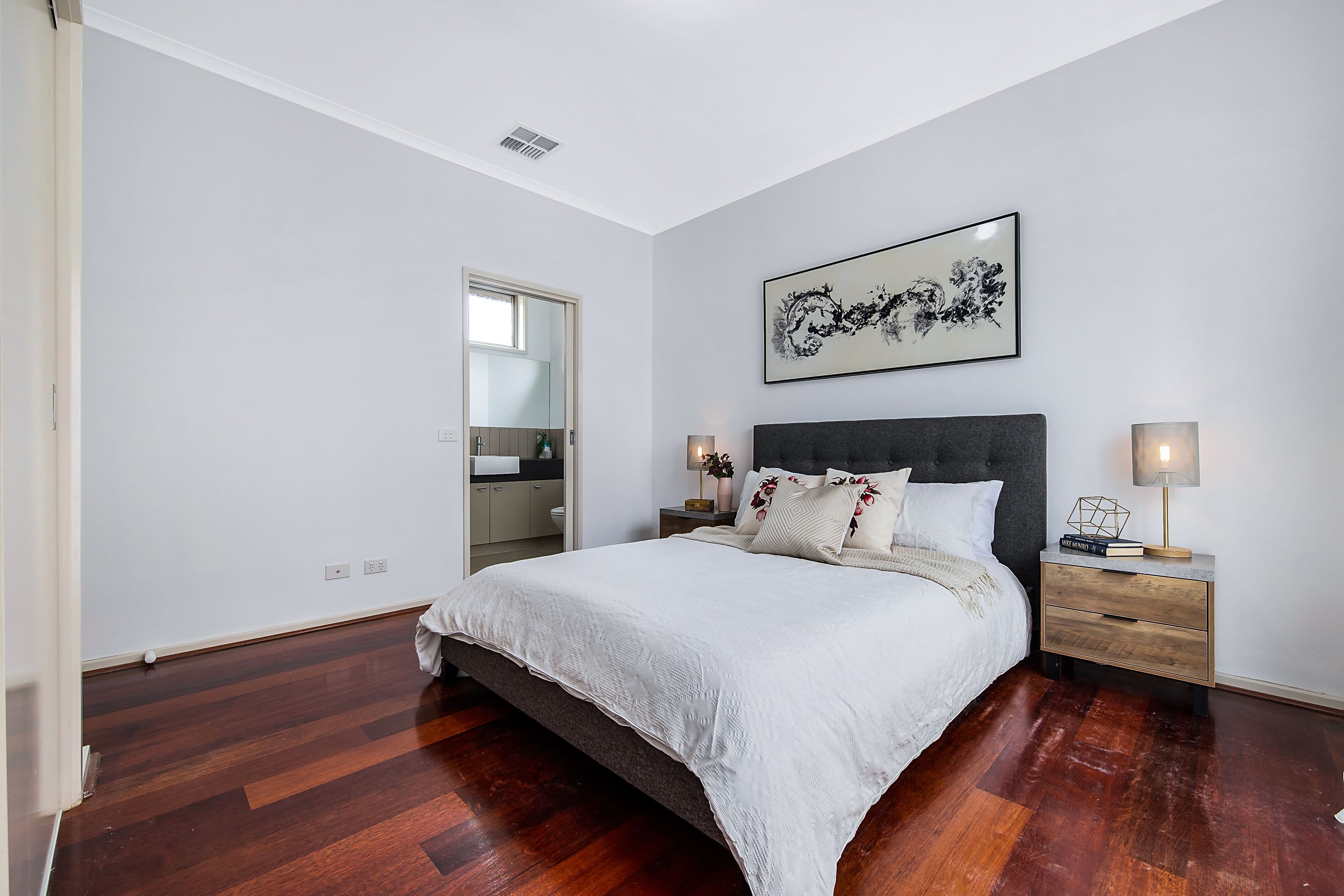 54 Panoramic Grove, Glen Waverley VIC 3150, Glen Waverley - Thumbnail 4