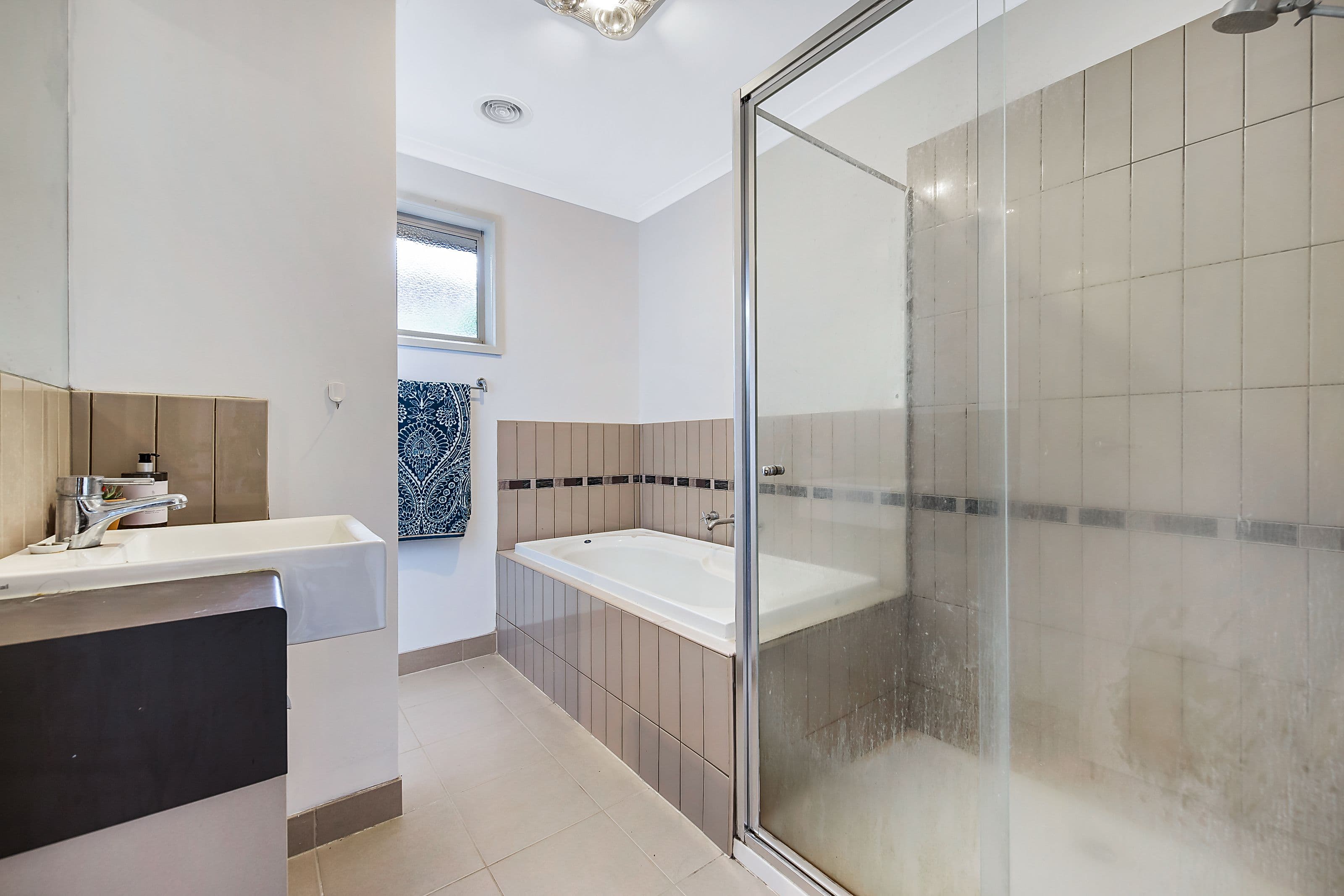 54 Panoramic Grove, Glen Waverley VIC 3150, Glen Waverley - Thumbnail 8
