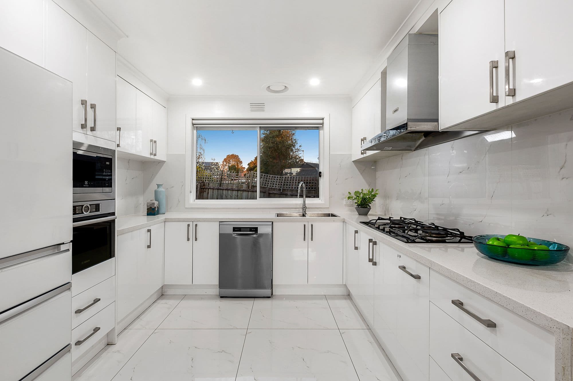 7 Pamela Court, Blackburn South VIC 3130, Blackburn South - Thumbnail 3