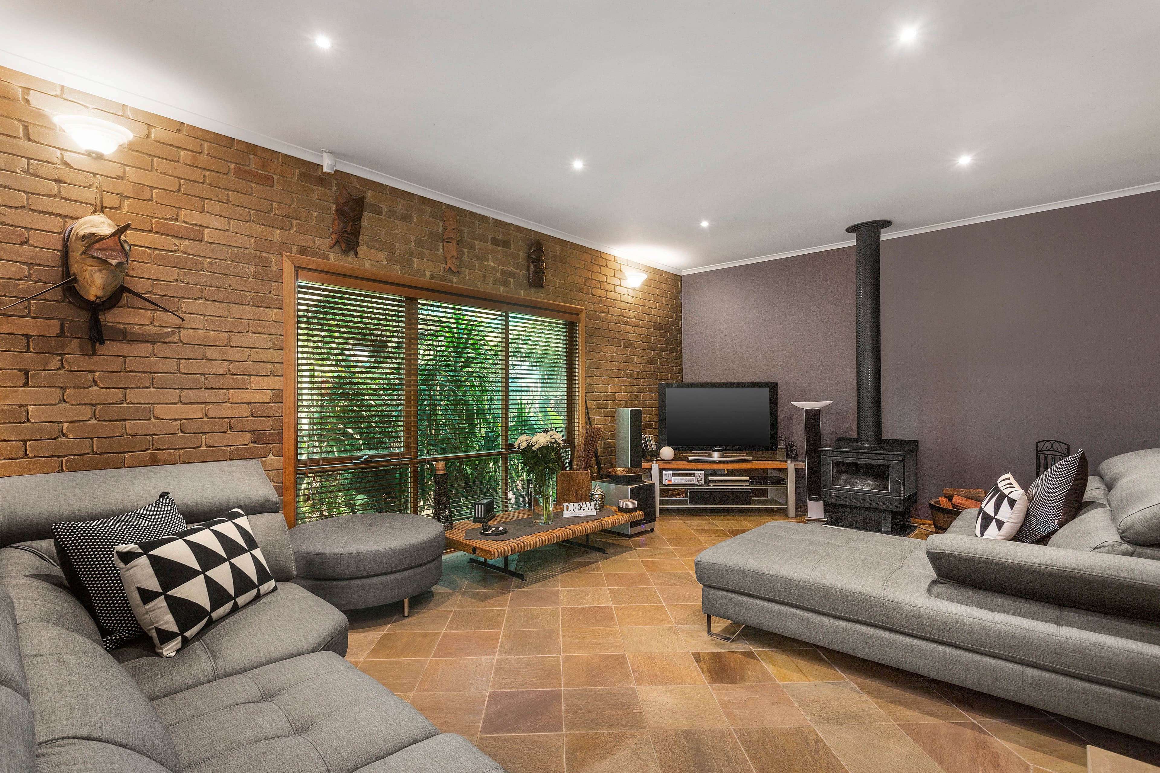 21 Boyle Crescent, Mill Park VIC 3082, Mill Park - Thumbnail 3