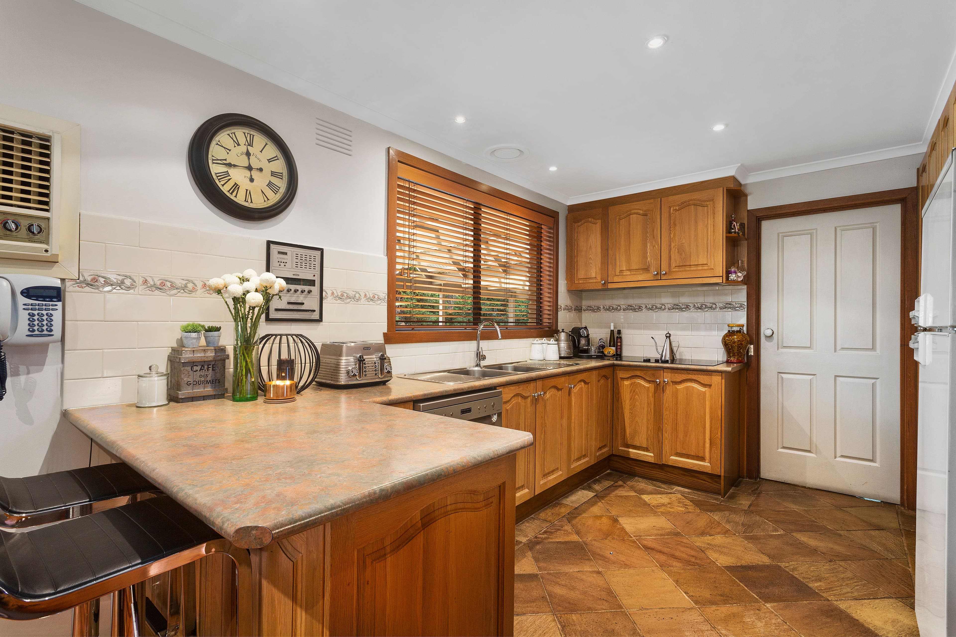 21 Boyle Crescent, Mill Park VIC 3082, Mill Park - Thumbnail 6
