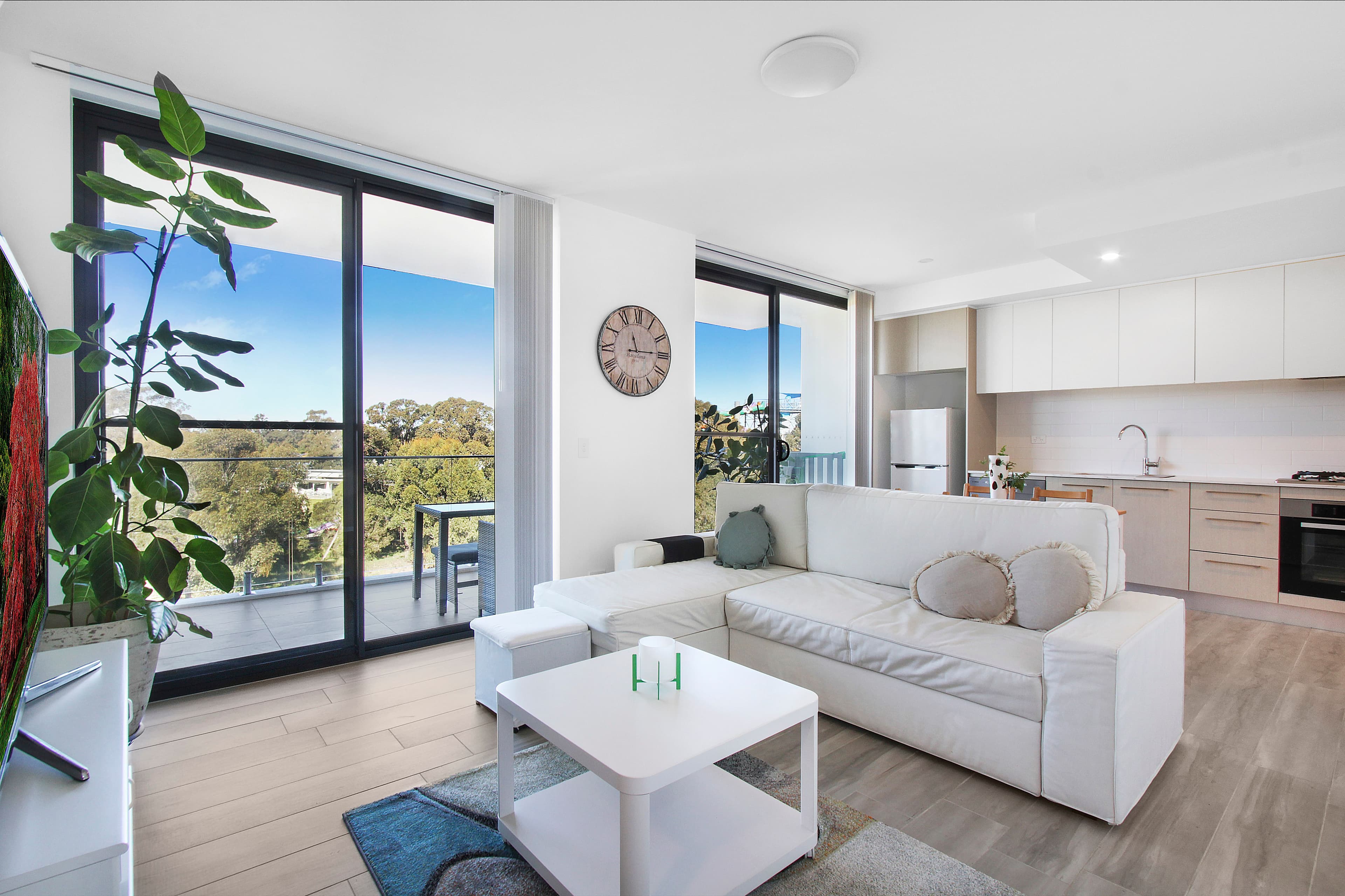2 Calabria Lane, Prairiewood NSW 2176, Prairiewood - Thumbnail 2