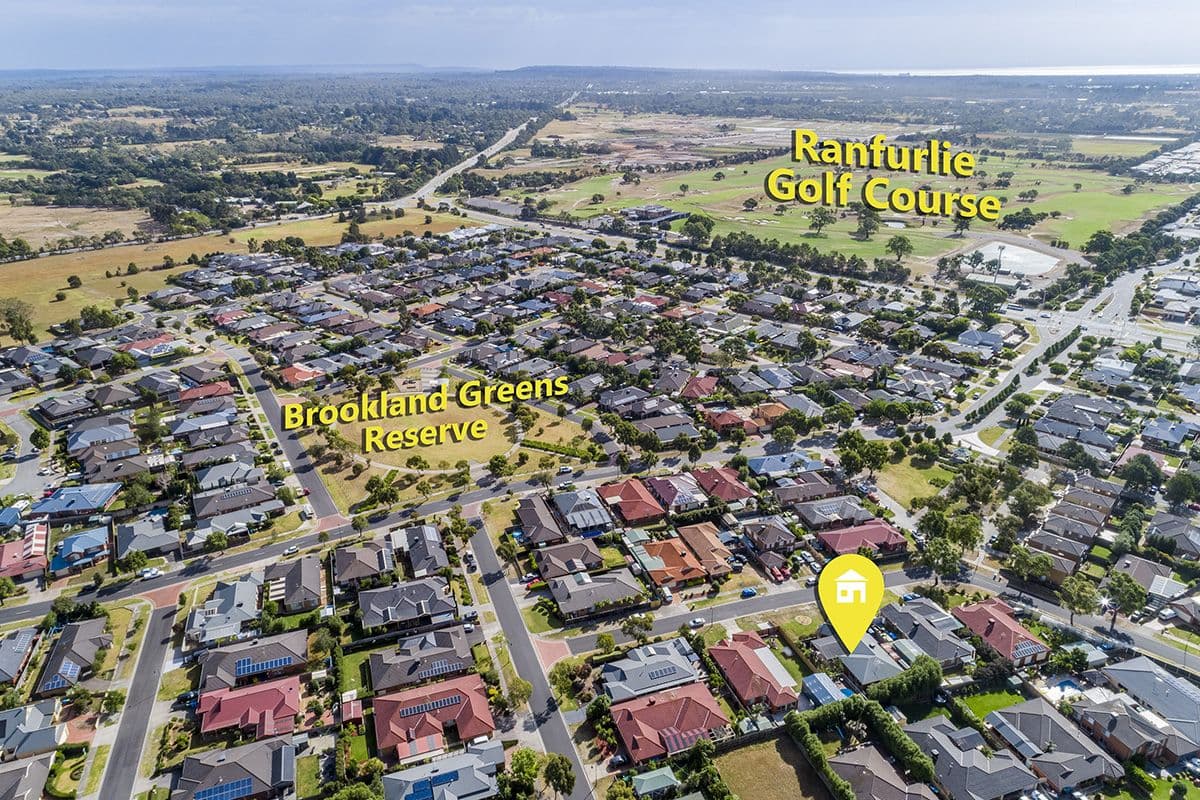 6 Birkdale Avenue, Cranbourne VIC 3977, Cranbourne - Thumbnail 2