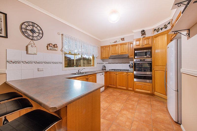 6 Birkdale Avenue, Cranbourne VIC 3977, Cranbourne - Thumbnail 3