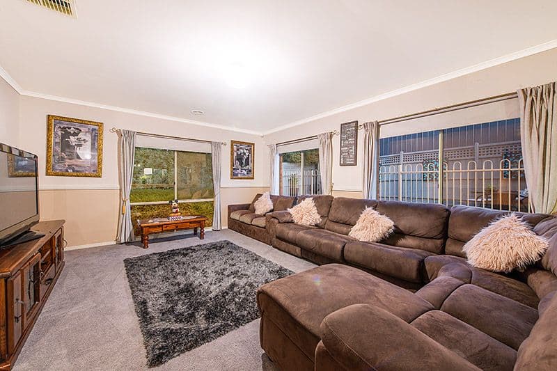 6 Birkdale Avenue, Cranbourne VIC 3977, Cranbourne - Thumbnail 6