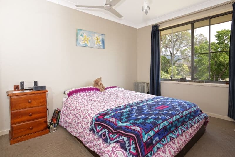 2 Yeovil Drive, Bomaderry - Thumbnail 8