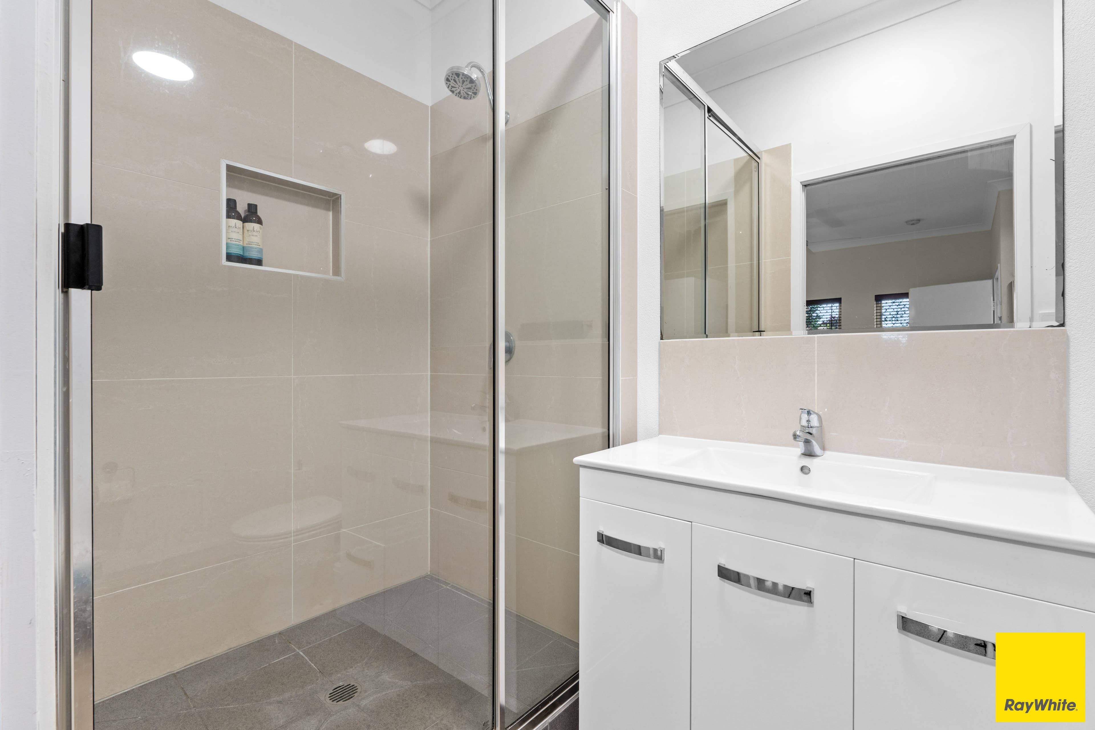 4 Torazzi Place, Mooroobool QLD 4870, Mooroobool - Thumbnail 4