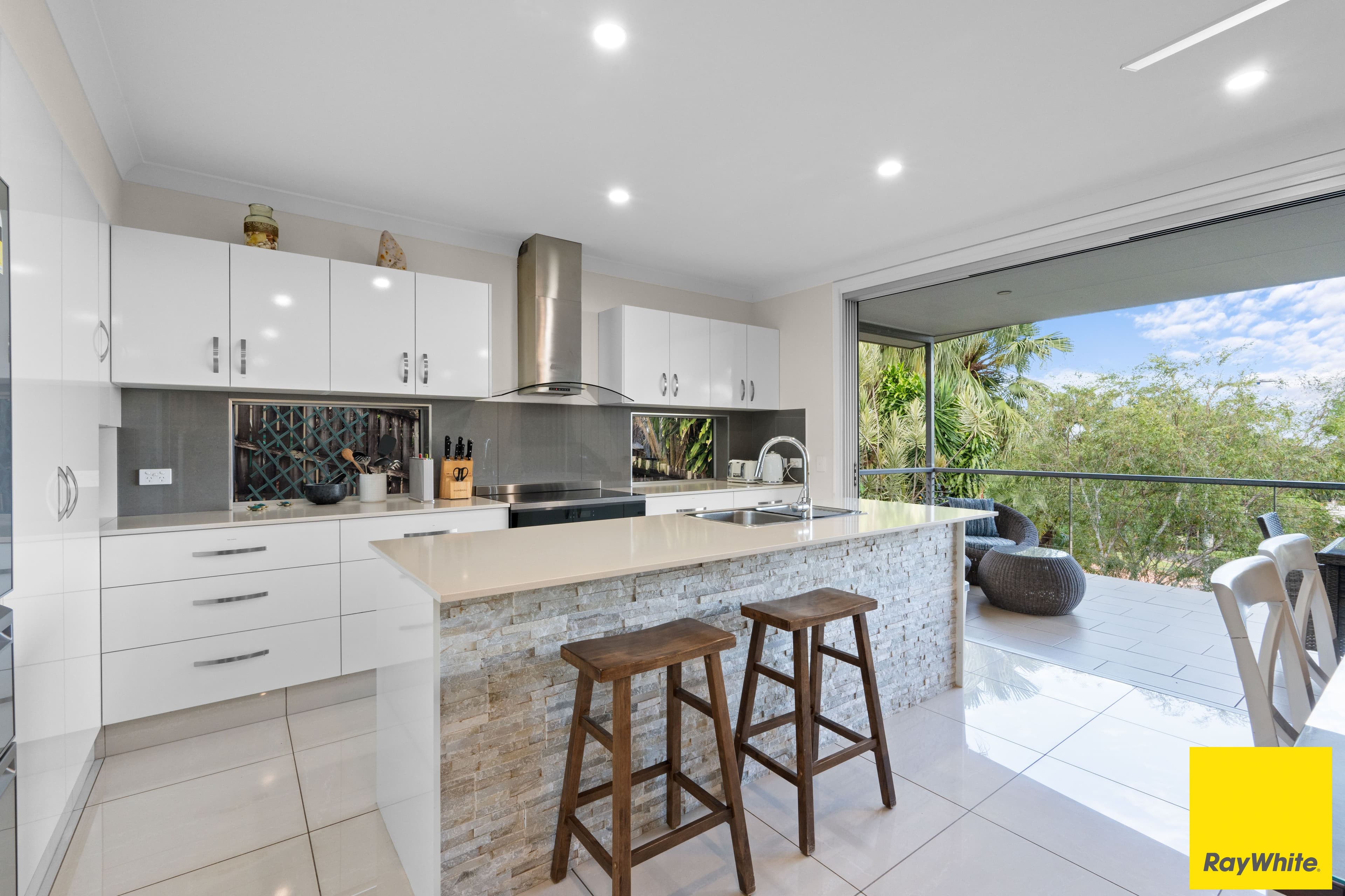 4 Torazzi Place, Mooroobool QLD 4870, Mooroobool - Thumbnail 5
