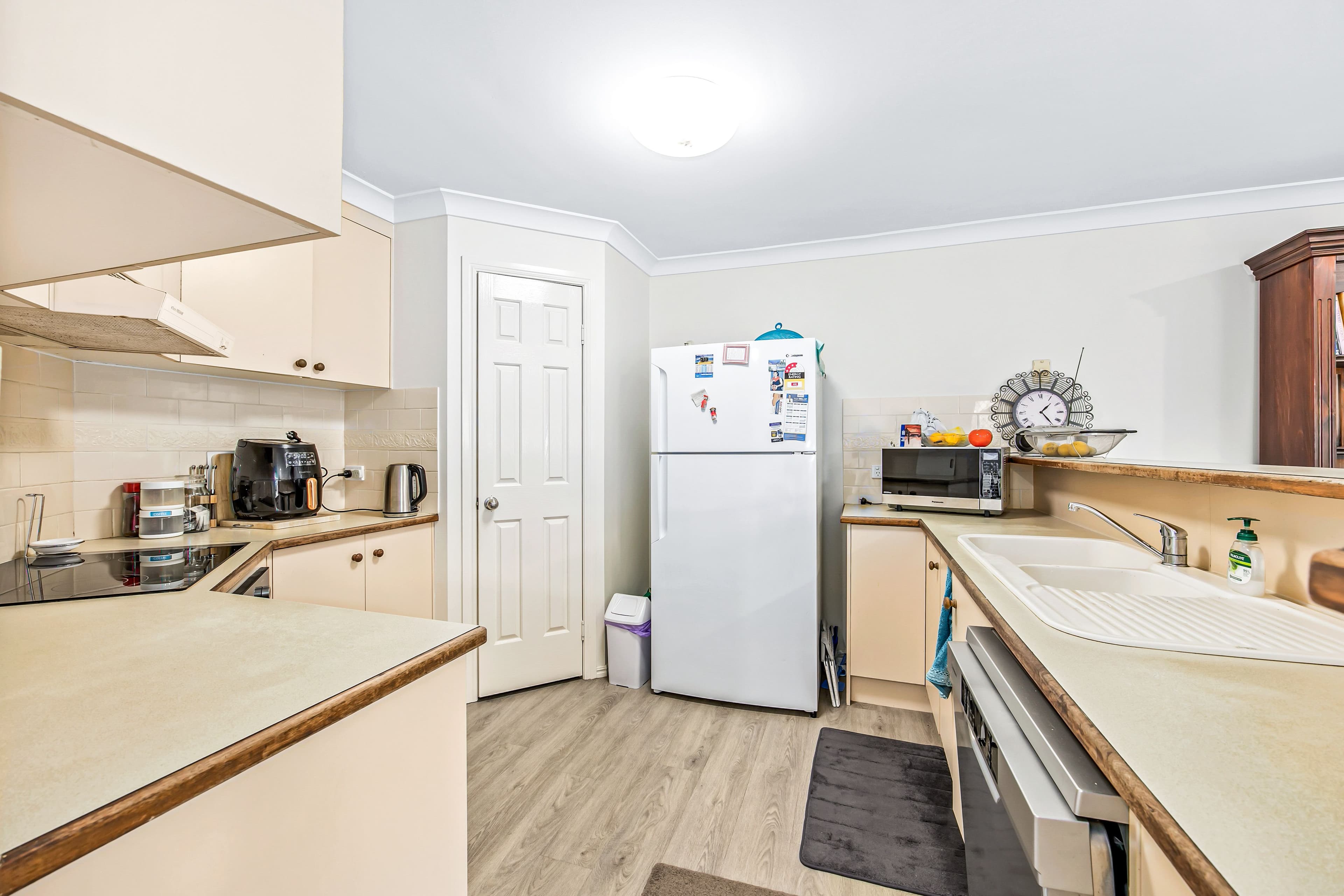 1 Coolawin Place, Nerang QLD 4211, Nerang - Thumbnail 5