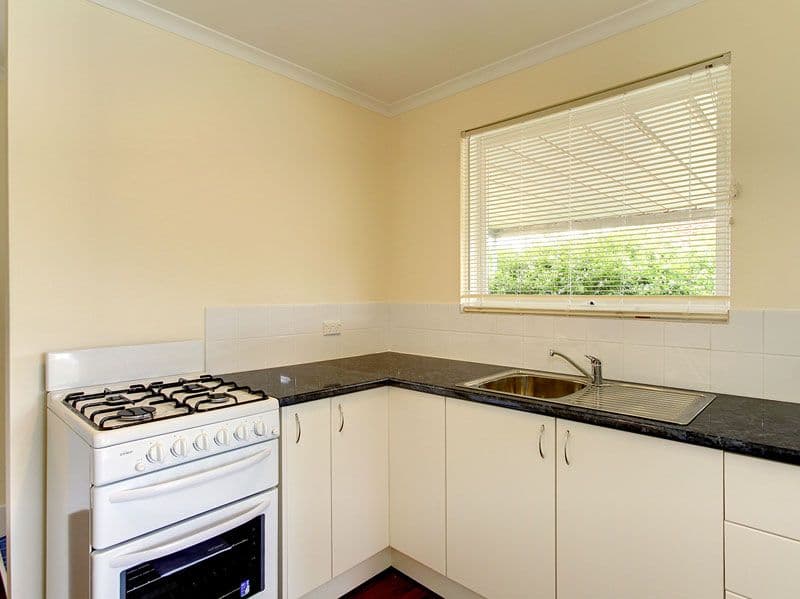 76 Scottsglade Road, CHRISTIE DOWNS SA 5164, Christie Downs - Thumbnail 6