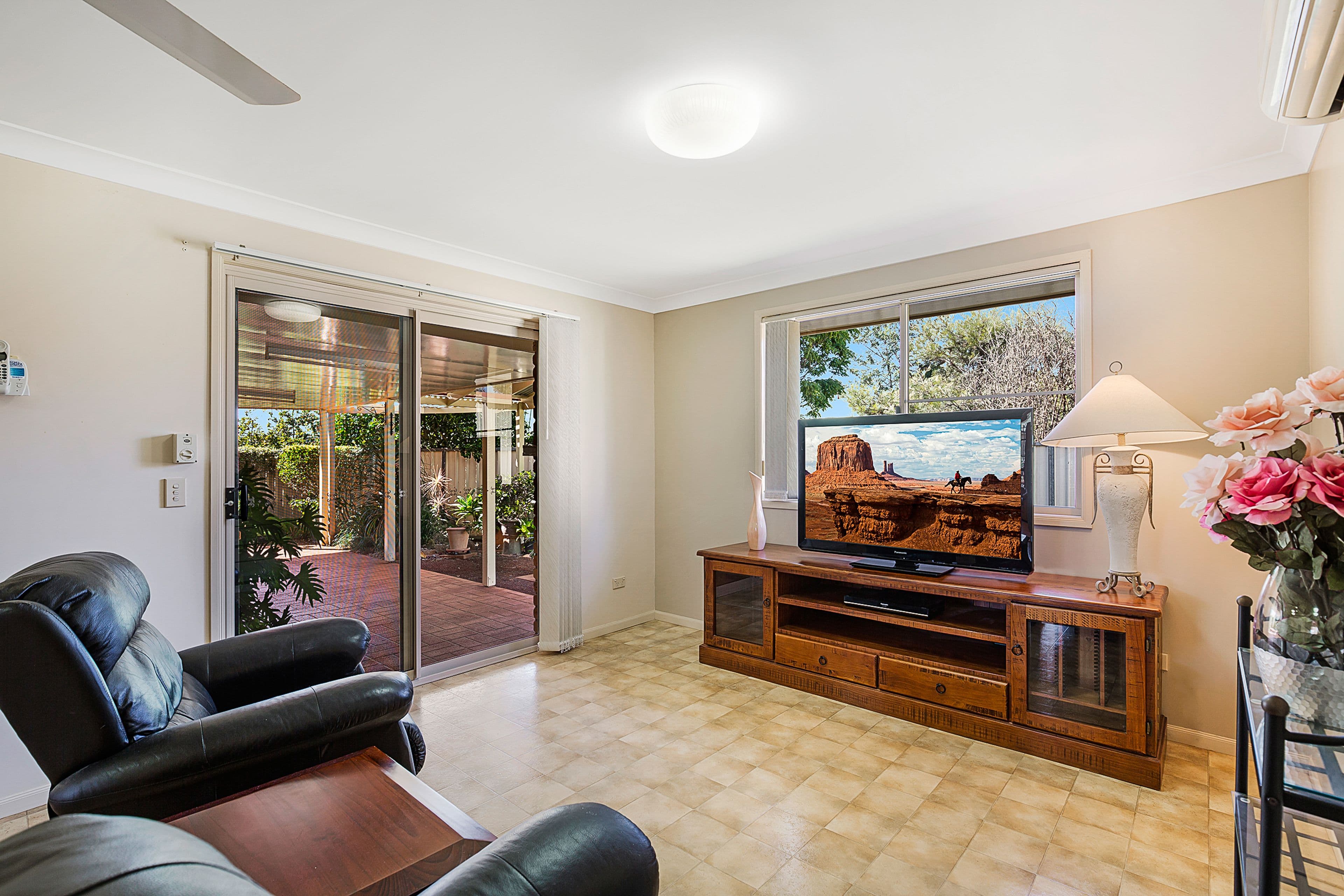 4 Sunflower Close, Middle Ridge QLD 4350, Middle Ridge - Thumbnail 3