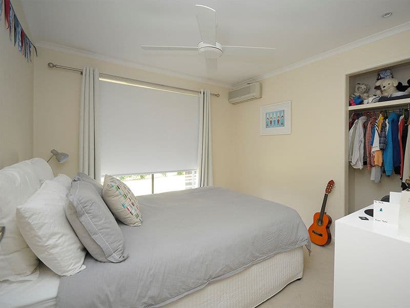 8 Sigatoka Place, CLEAR ISLAND WATERS QLD 4226, Clear Island Waters - Thumbnail 8