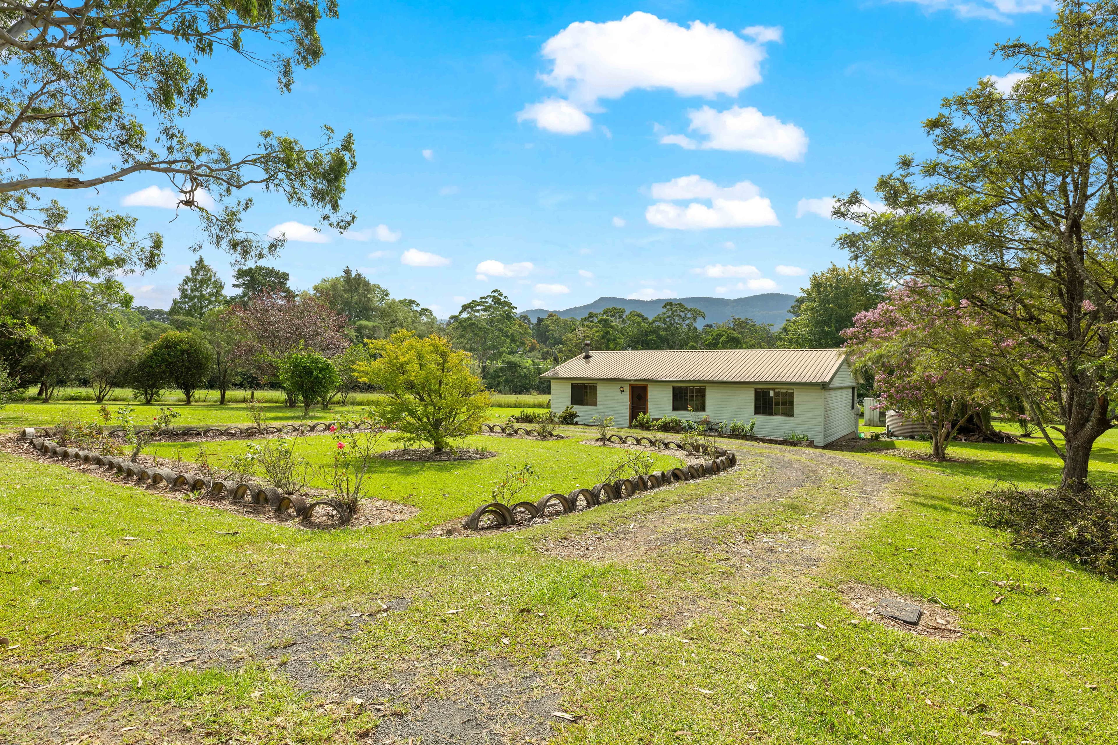 24 Mount Scanzi Road, Kangaroo Valley NSW 2577, Kangaroo Valley - Thumbnail 2