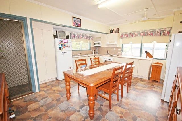 108 Bell Street, BILOELA QLD 4715, Biloela - Thumbnail 7