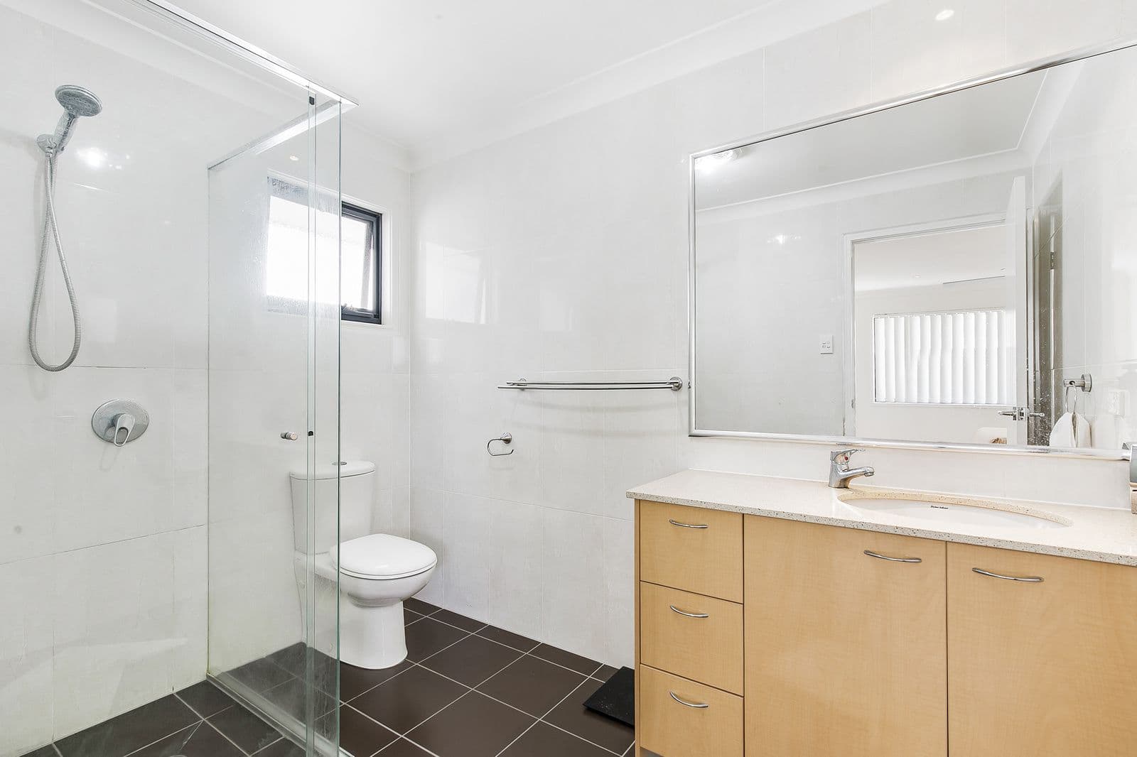 44 Longland Street, Cleveland QLD 4163, Cleveland - Thumbnail 8