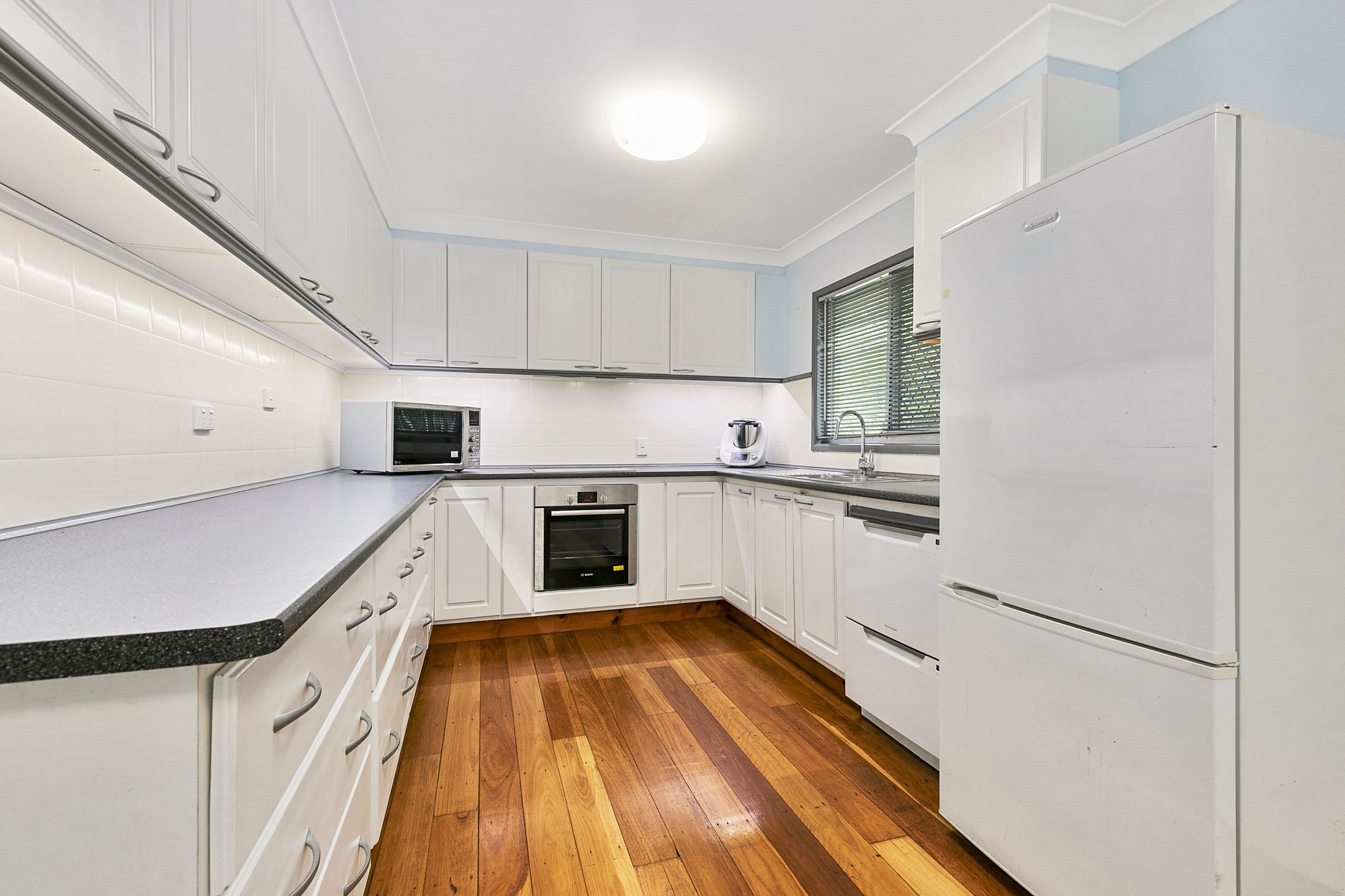 9 Princeton Avenue, Alexandra Hills QLD 4161, Alexandra Hills - Thumbnail 2