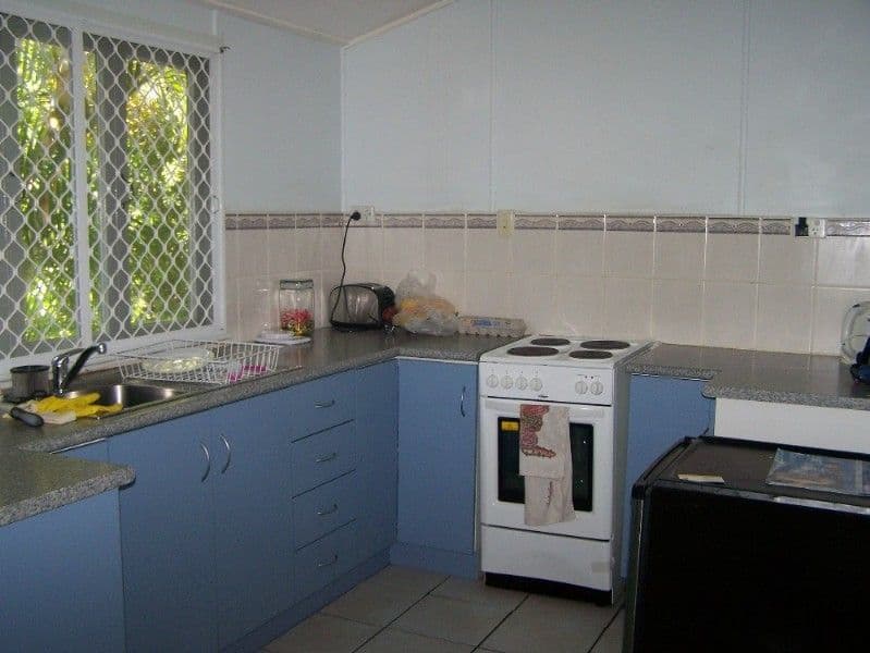 96 John Street, YEPPOON QLD 4703, Yeppoon - Thumbnail 2