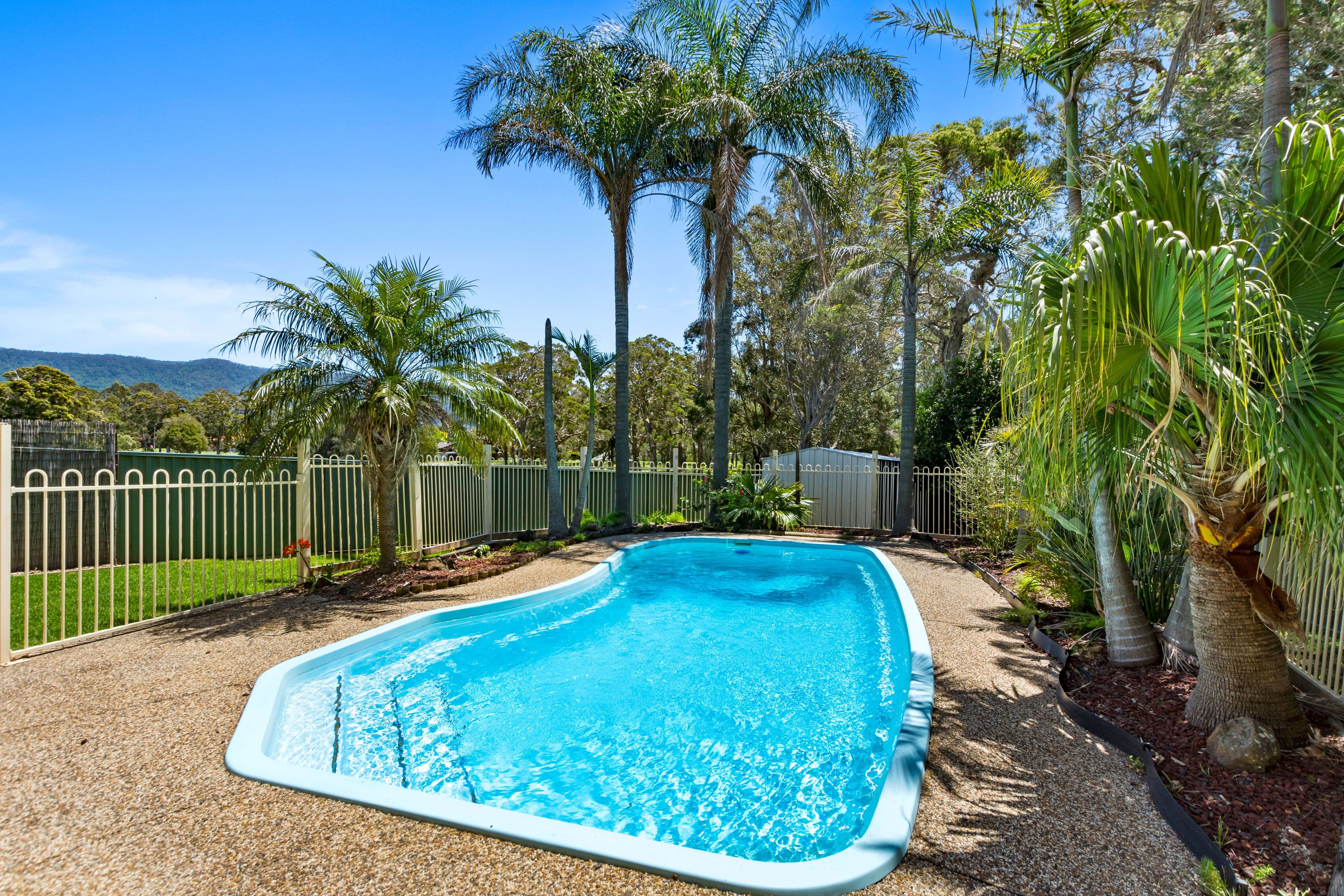 2/8 Horsley Drive, Horsley NSW 2530, Horsley - Image 1