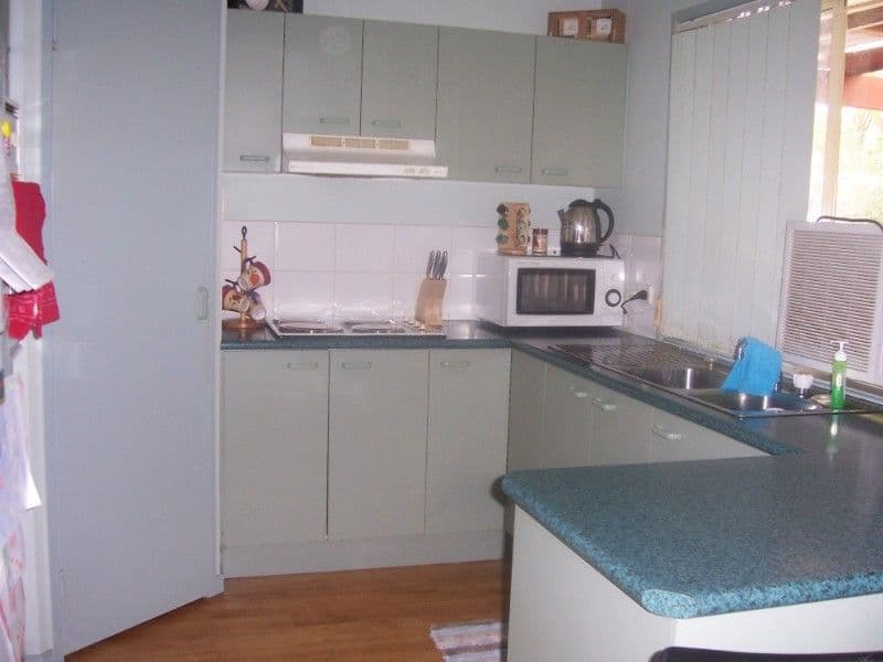 2/3 Payne Street, Surrey Hills - Thumbnail 4