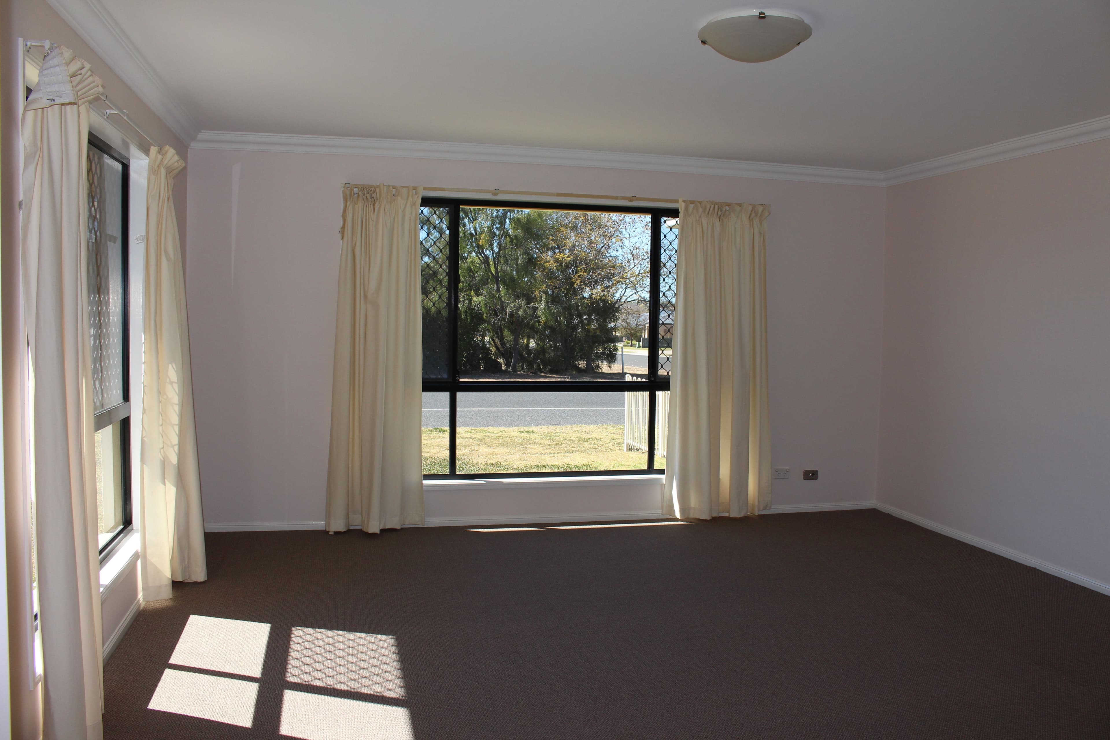 2 Stanley Street, Pittsworth QLD 4356, Pittsworth - Thumbnail 5