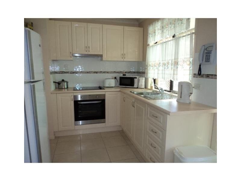 79 Lenthall Street, ALDERSHOT QLD 4650, Aldershot - Thumbnail 2