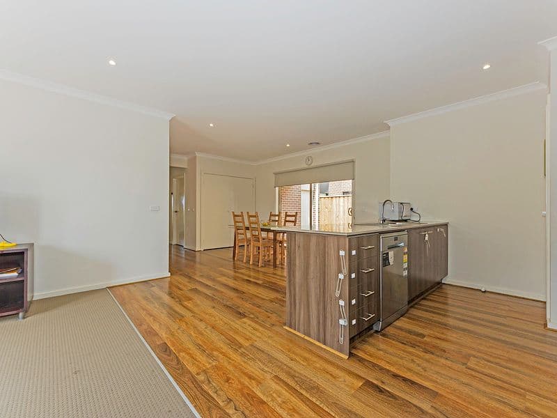 19 Freya Drive, Williams Landing VIC 3027, Williams Landing - Thumbnail 3