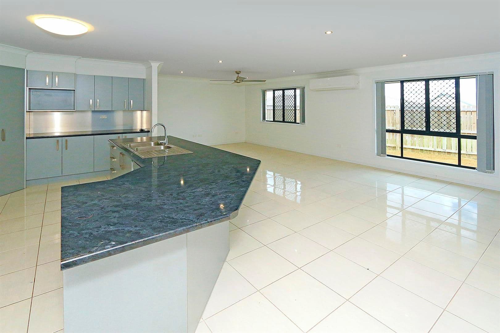 11 Gee Place, Gracemere QLD 4702, Gracemere - Thumbnail 5