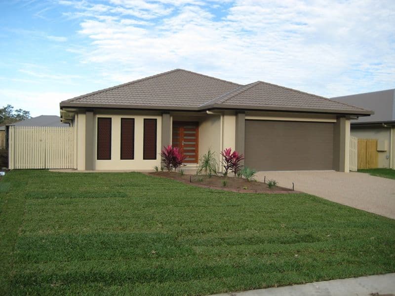 15  Strathburn Street, MOUNT LOUISA QLD 4814, Mount Louisa - Image 1