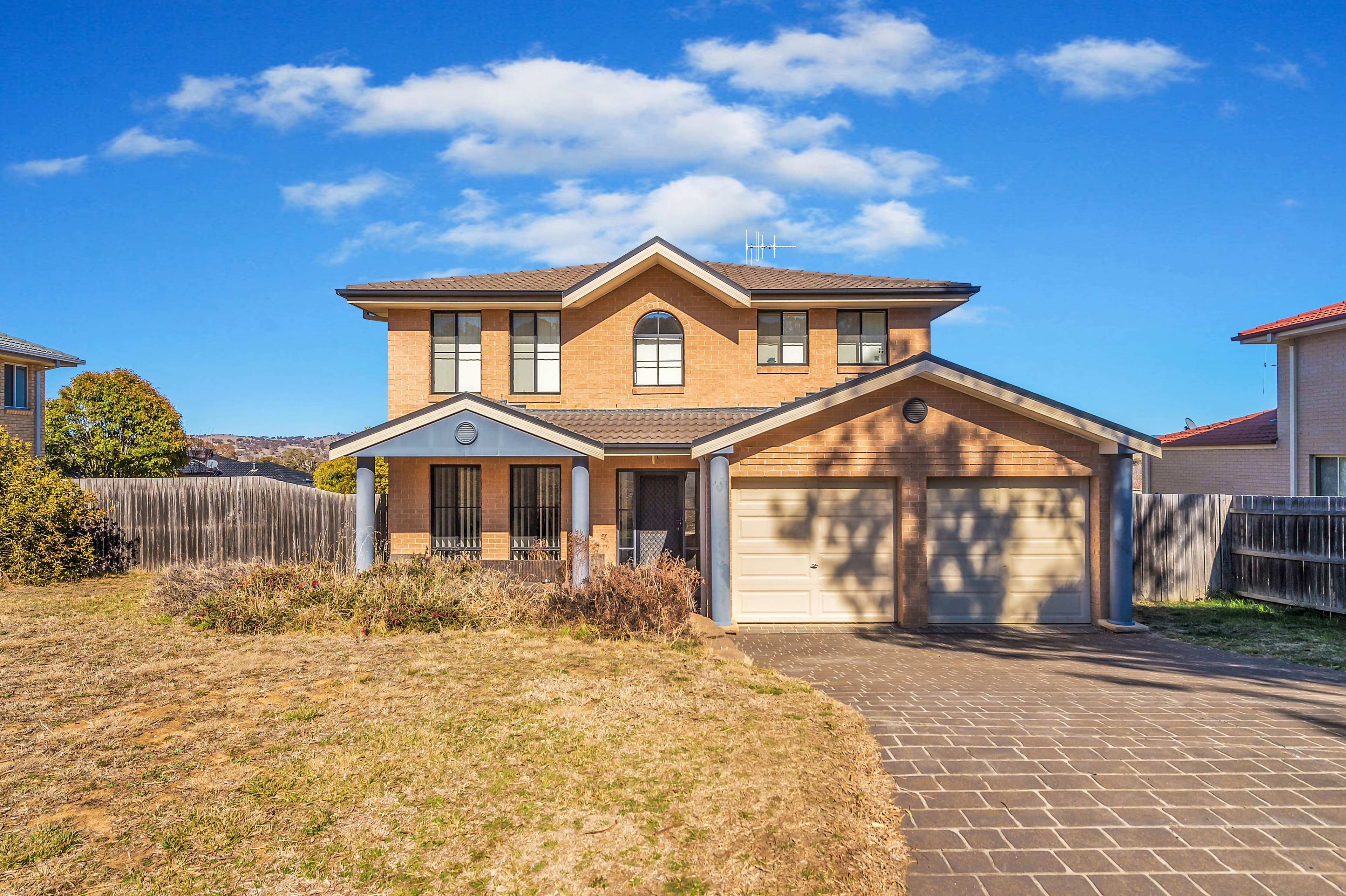 12 Terrara Close, Jerrabomberra - Image 1