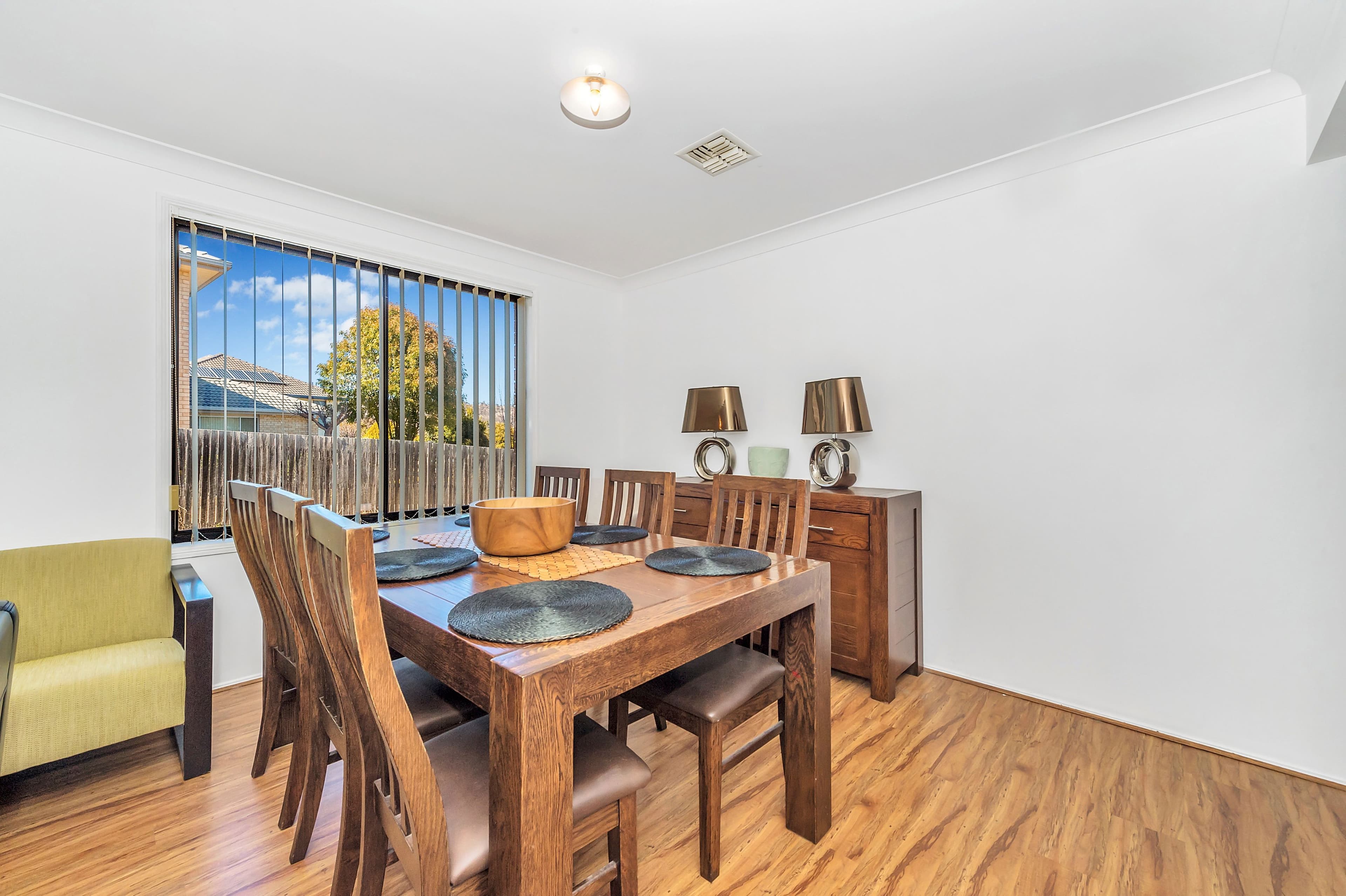 12 Terrara Close, Jerrabomberra - Thumbnail 3