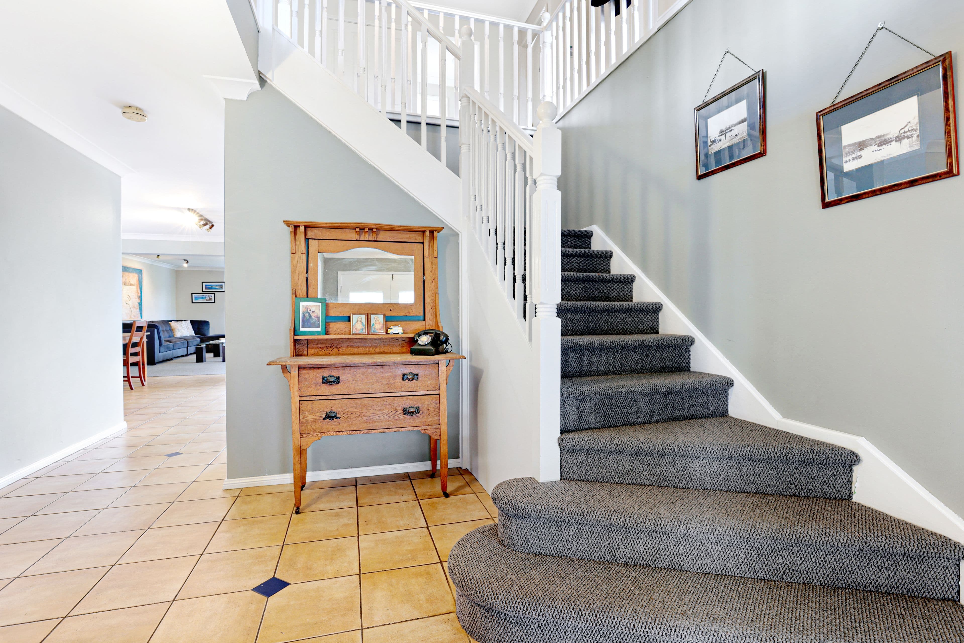 6 Boldero Crescent, Glenmore Park NSW 2745, Glenmore Park - Thumbnail 2