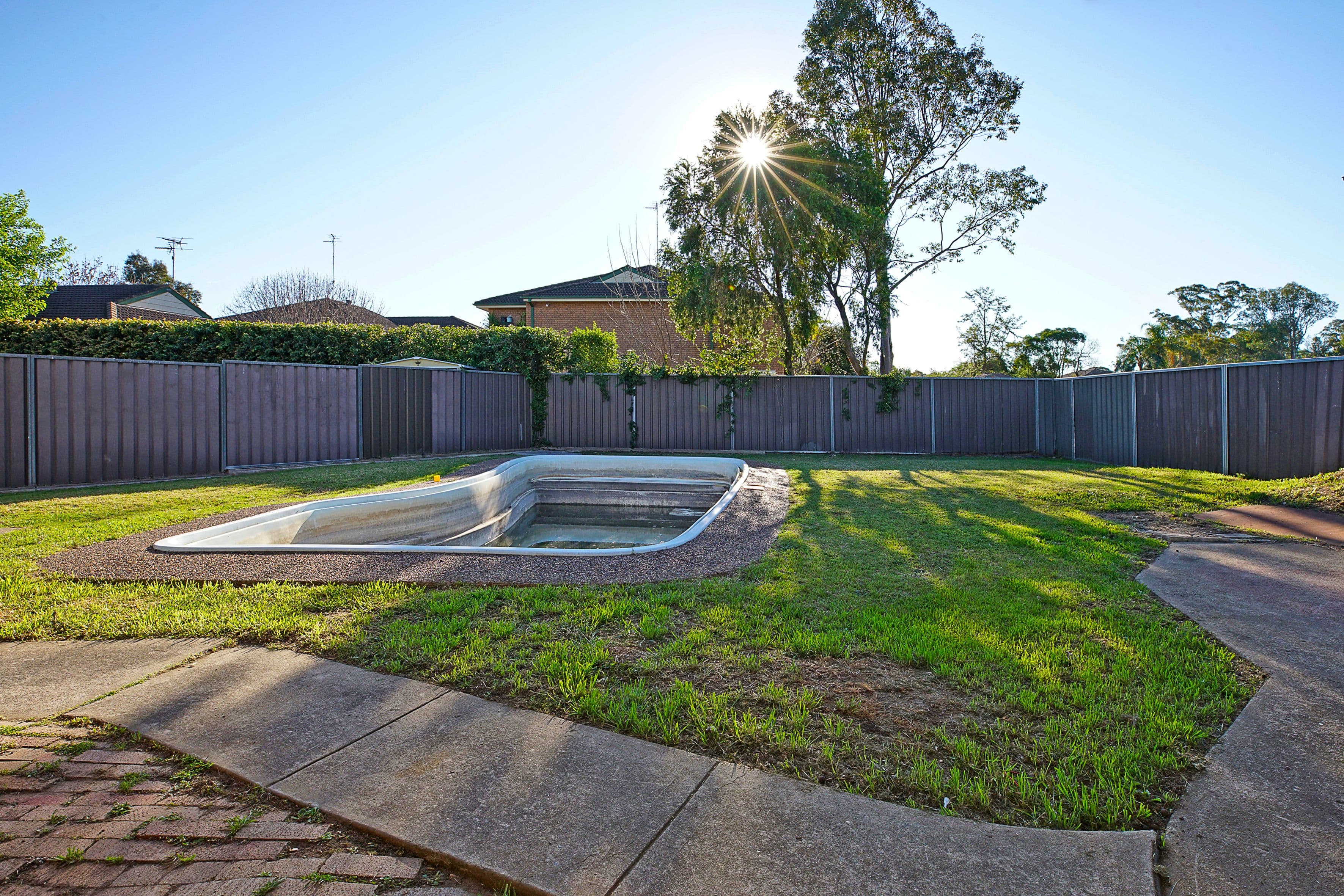 4 Edward Close, Werrington - Thumbnail 2