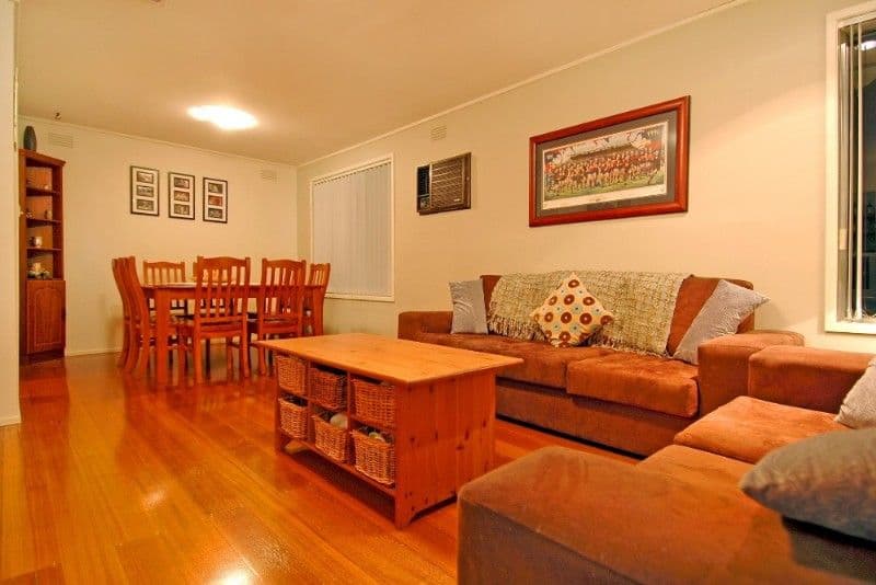 17 Athol Avenue, BUNDOORA VIC 3083, Bundoora - Thumbnail 2