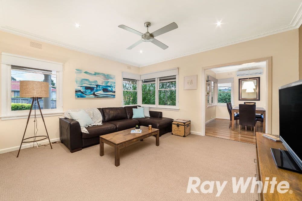 11 Edward Street, Macleod VIC 3085, Macleod - Thumbnail 2