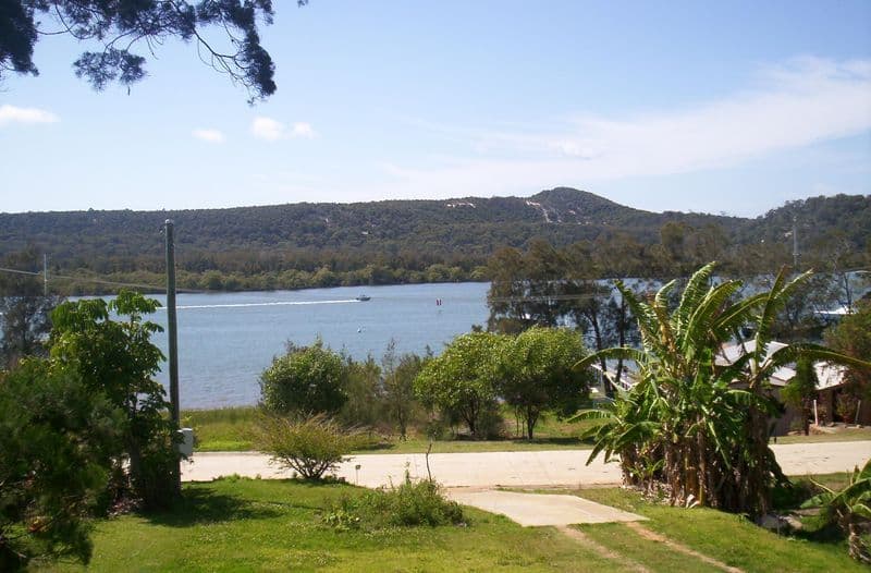 80  Wahine Drive, RUSSELL ISLAND QLD 4184, Russell Island - Thumbnail 2