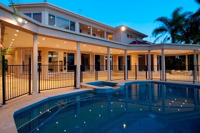 8 The Sovereign Mile, SOVEREIGN ISLANDS QLD 4216, Sovereign Islands - Thumbnail 2
