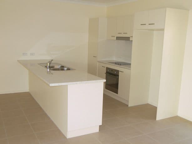 29 Dry Dock Court, SPRINGFIELD LAKES QLD 4300, Springfield Lakes - Thumbnail 3