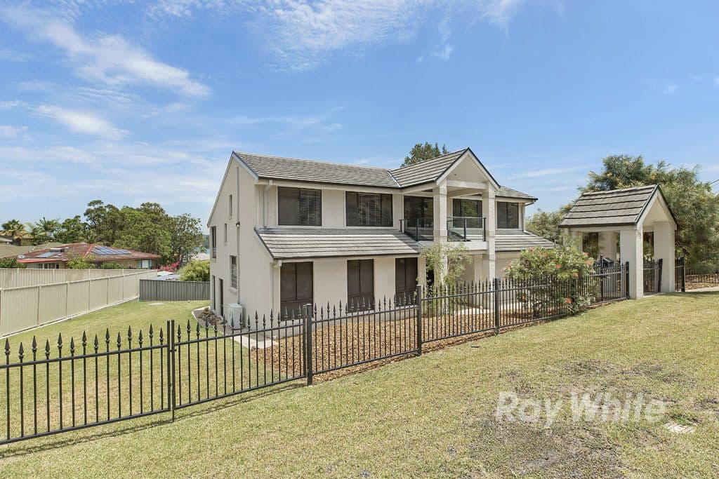 38 Alkrington Avenue, Fishing Point - Thumbnail 2