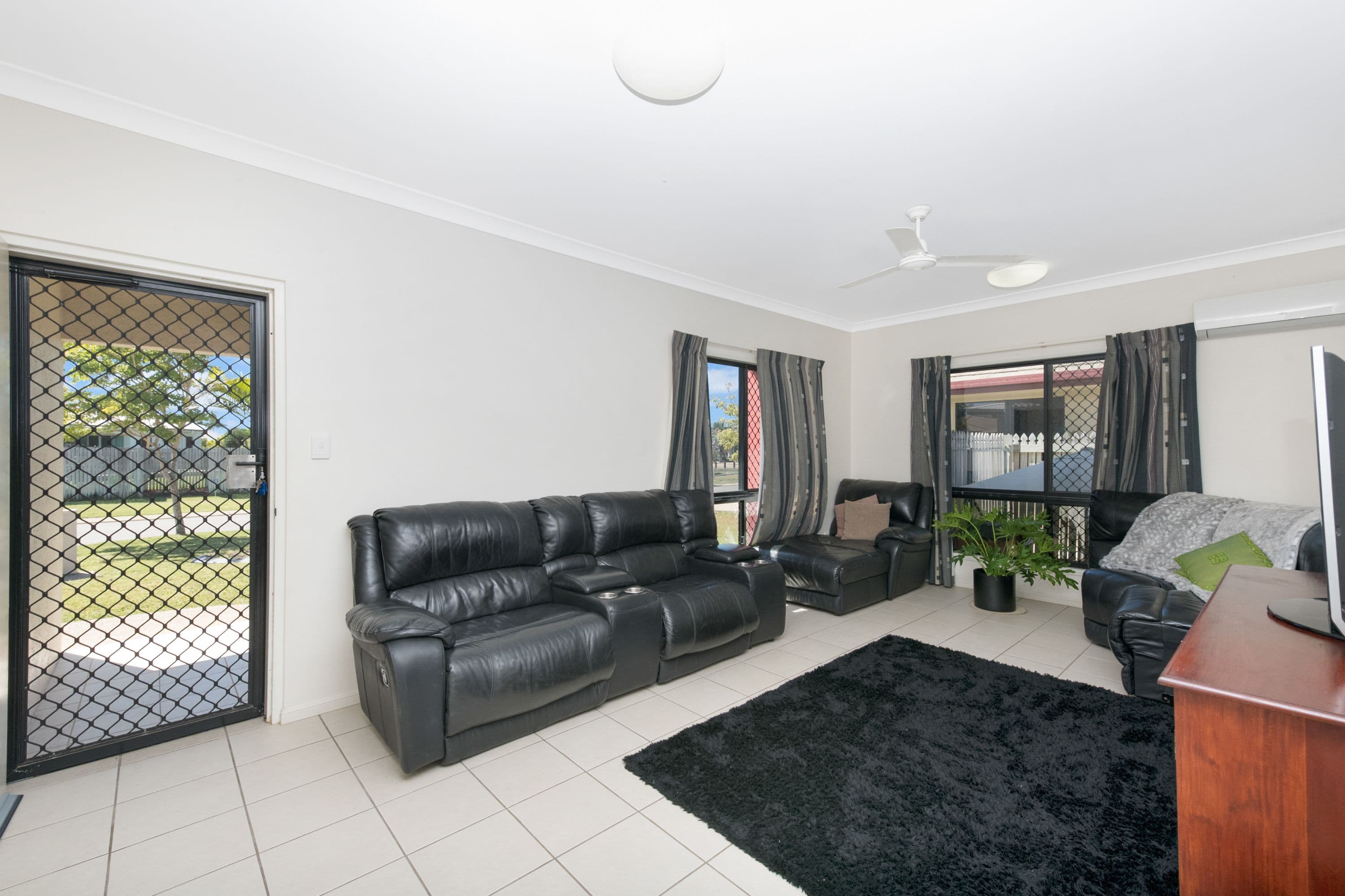 16 Sandplover Circuit, Bohle Plains QLD 4817, Bohle Plains - Thumbnail 4