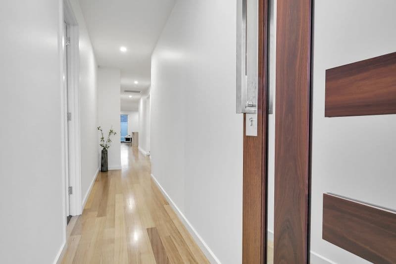5 Lomond Court, West Lakes SA 5021, West Lakes - Thumbnail 2