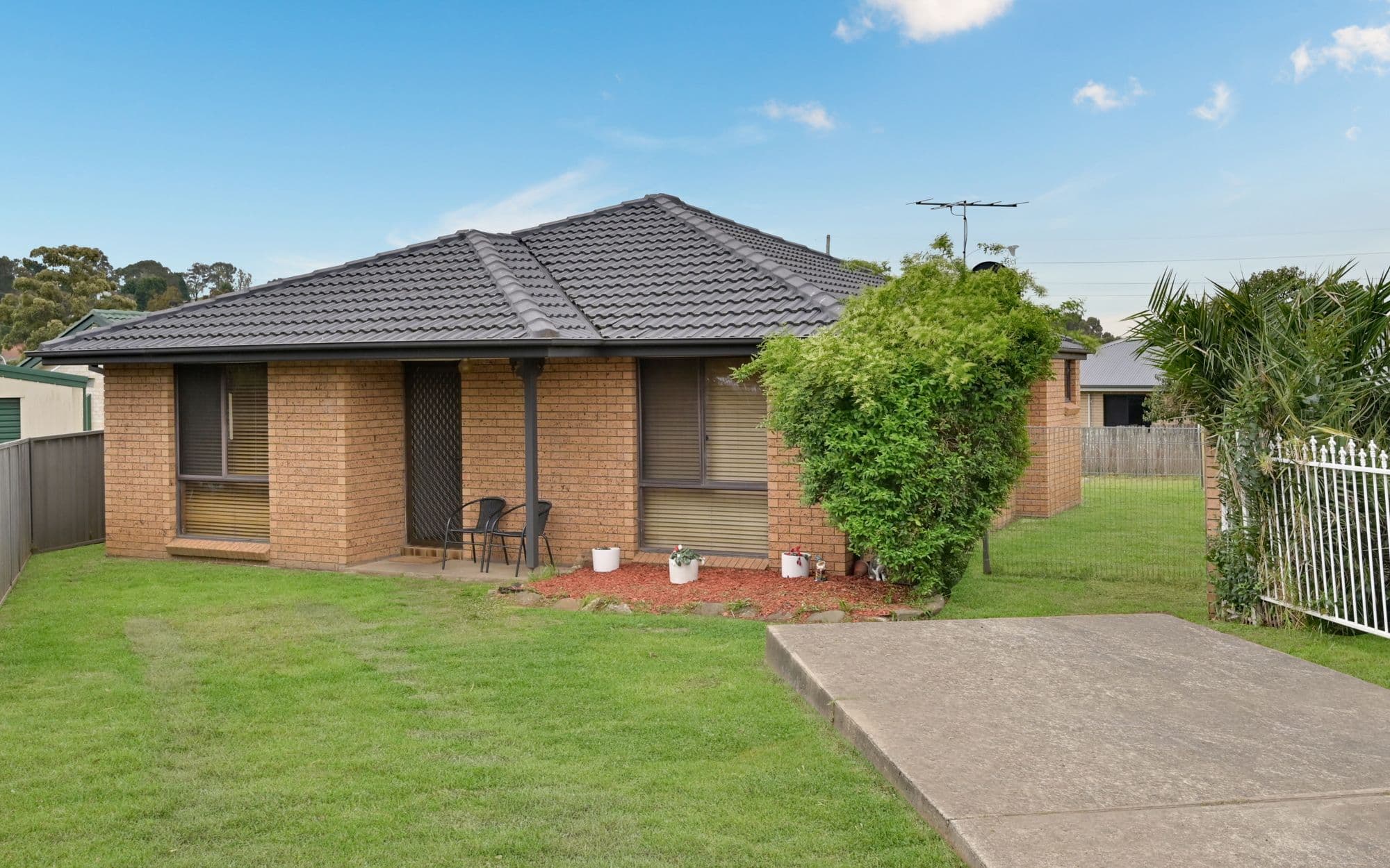 15b Lorenzo Crescent, Rosemeadow NSW 2560, Rosemeadow - Image 1