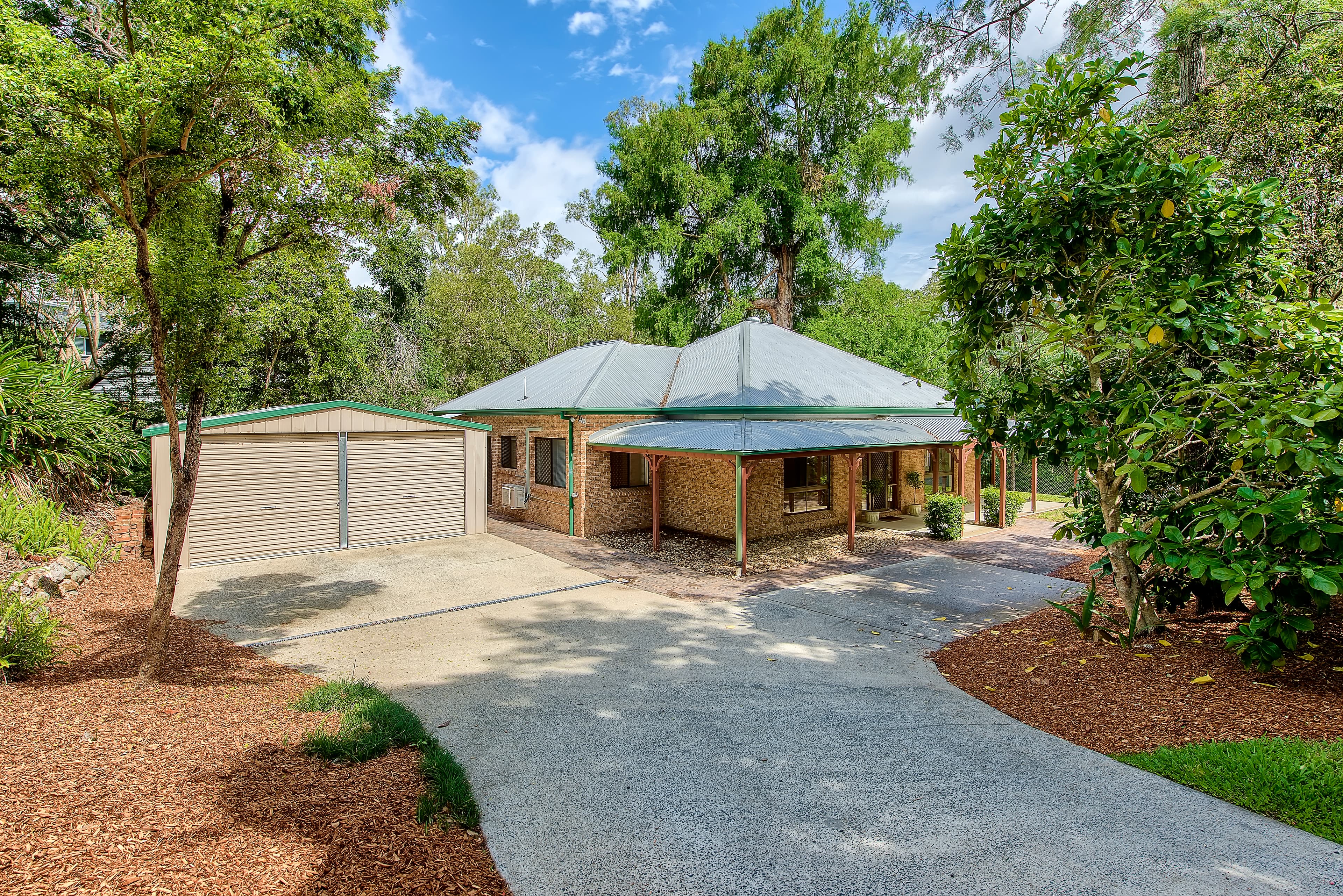 220 Payne Road, The Gap QLD 4061, The Gap - Thumbnail 3