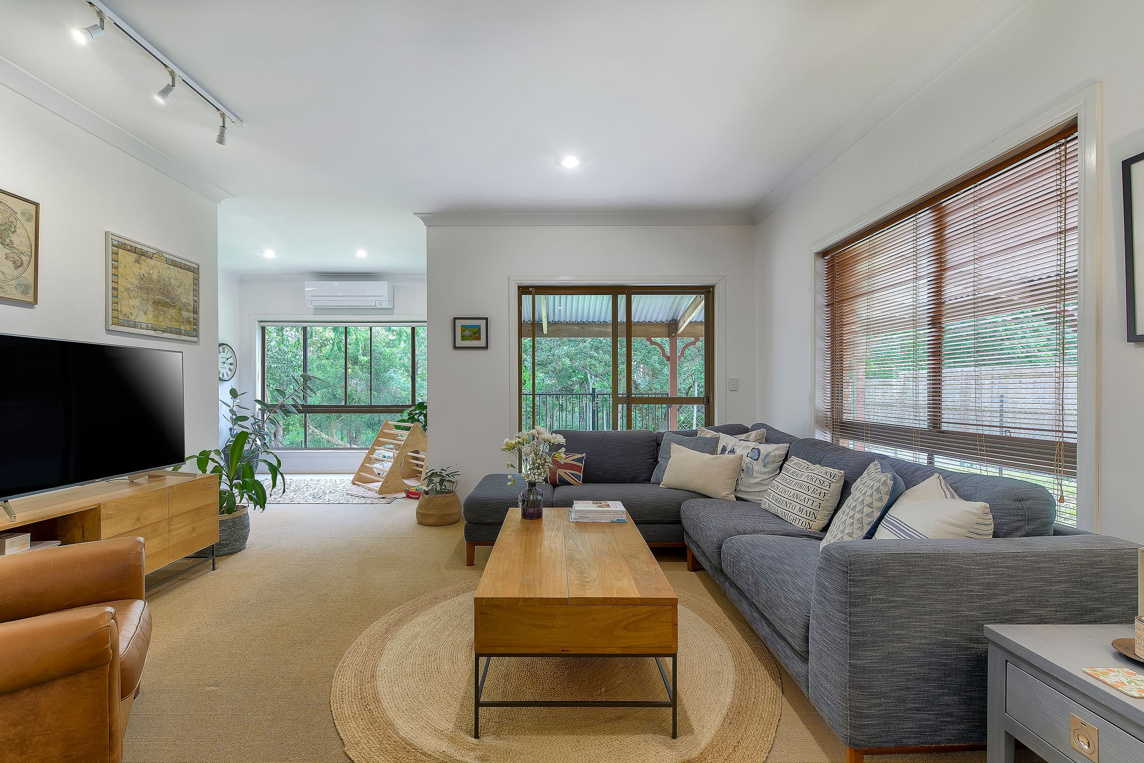 220 Payne Road, The Gap QLD 4061, The Gap - Thumbnail 5
